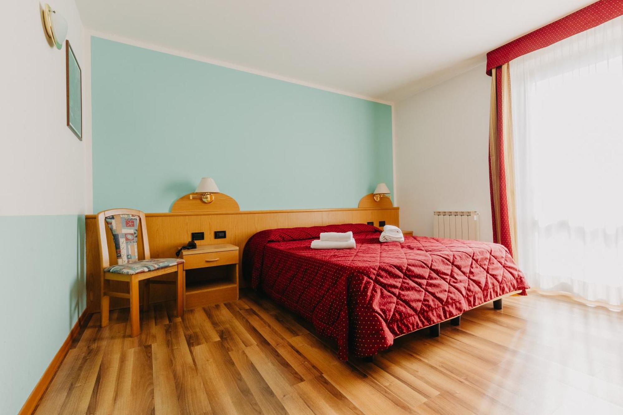 Hotel Spera Strigno Exterior photo